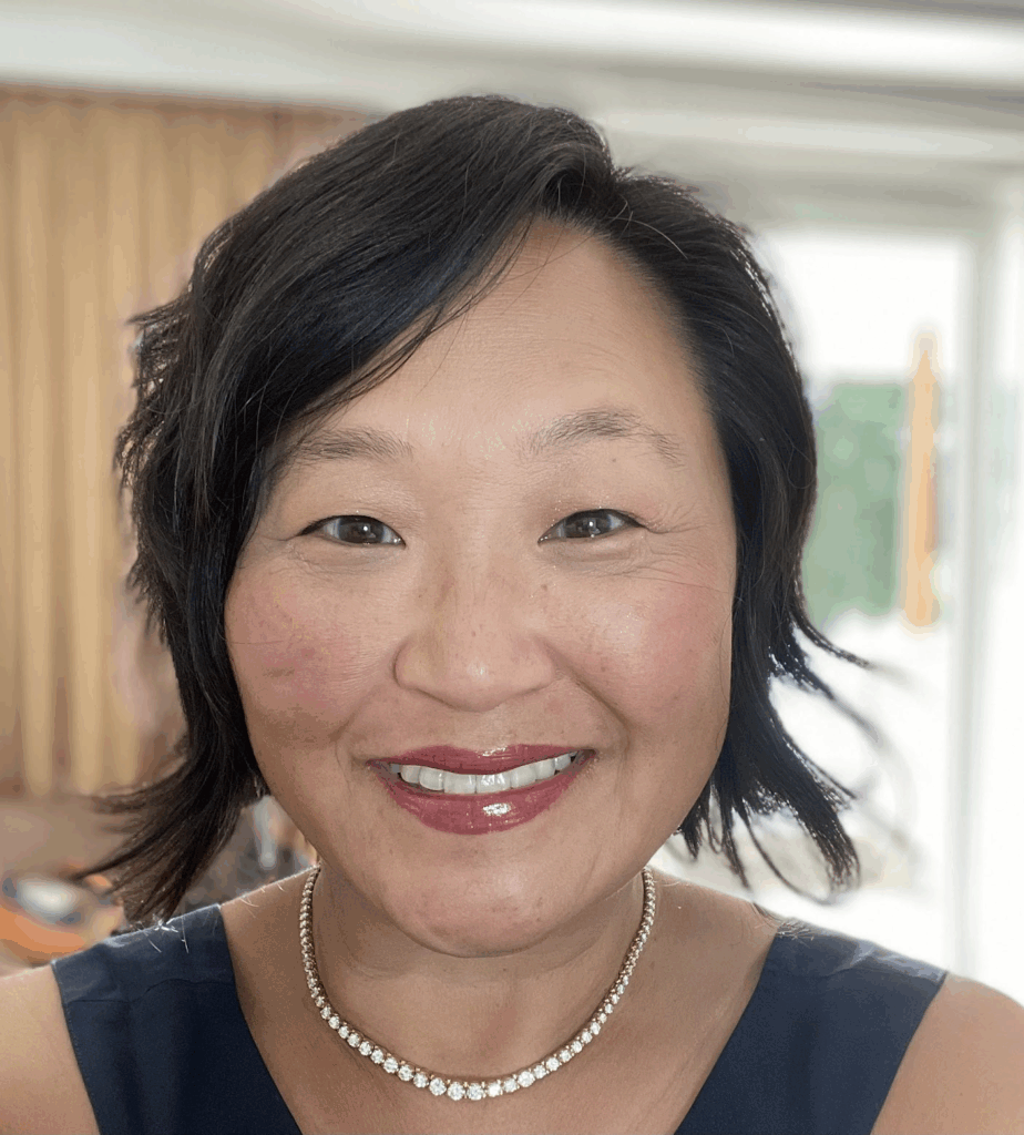 Daniella Kim smiling.