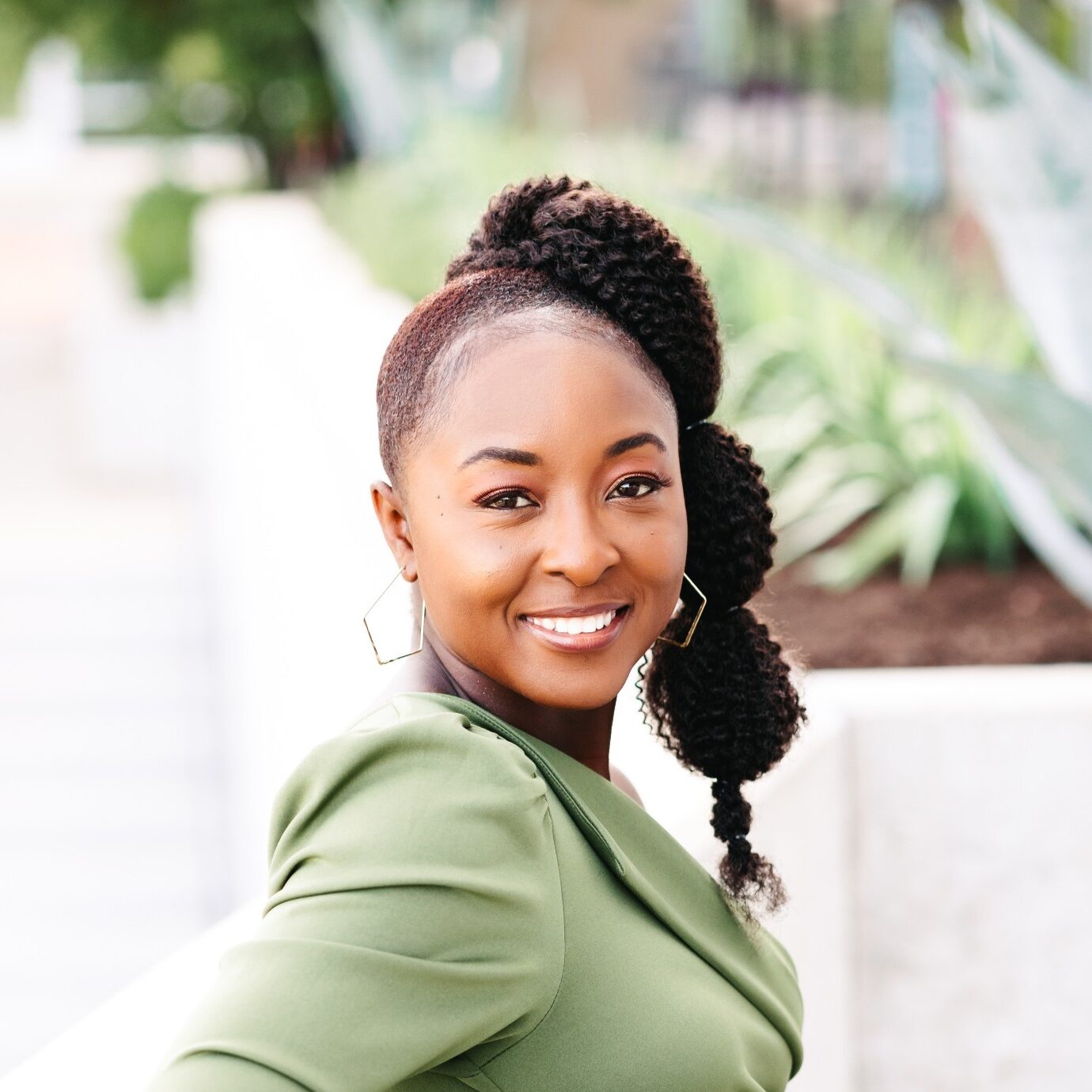 Dorin Horsfall smiling.