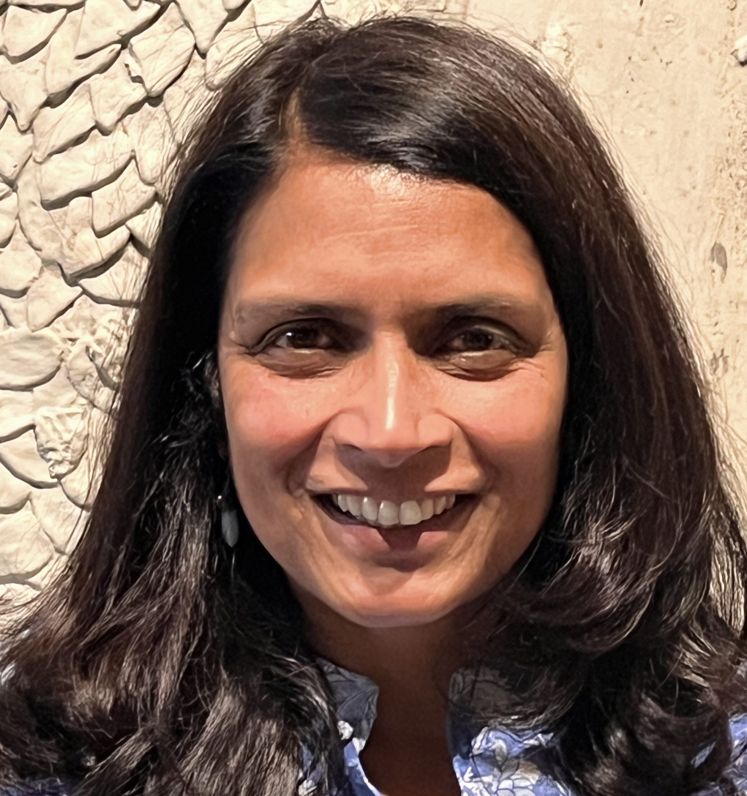 Elizabeth (Cedar) Louis smiling.